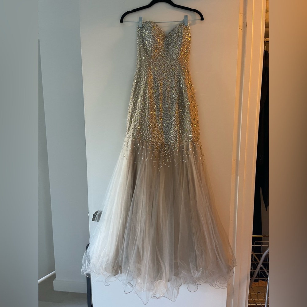 Glamour Terrani Gown - Showstopper